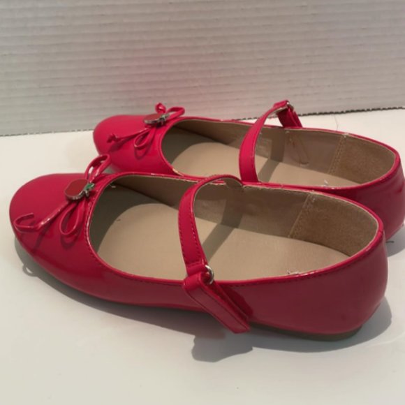 Vibrant Pink Patent Flats by Gymboree - Size 1 (youth)  for Girls - Picture 5 of 9